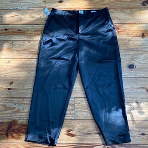 Gap | Girlfriend Crop Satin Pants